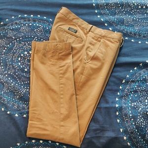 Banana Republic Fulton Chino pants 32x32